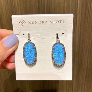 [SOLD] Kendra Scott Dani Earrings In Ocean Opal